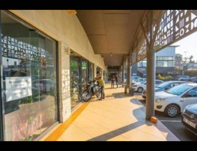 1,137M² BUSINESS CENTRE TO LET IN WATERFALL